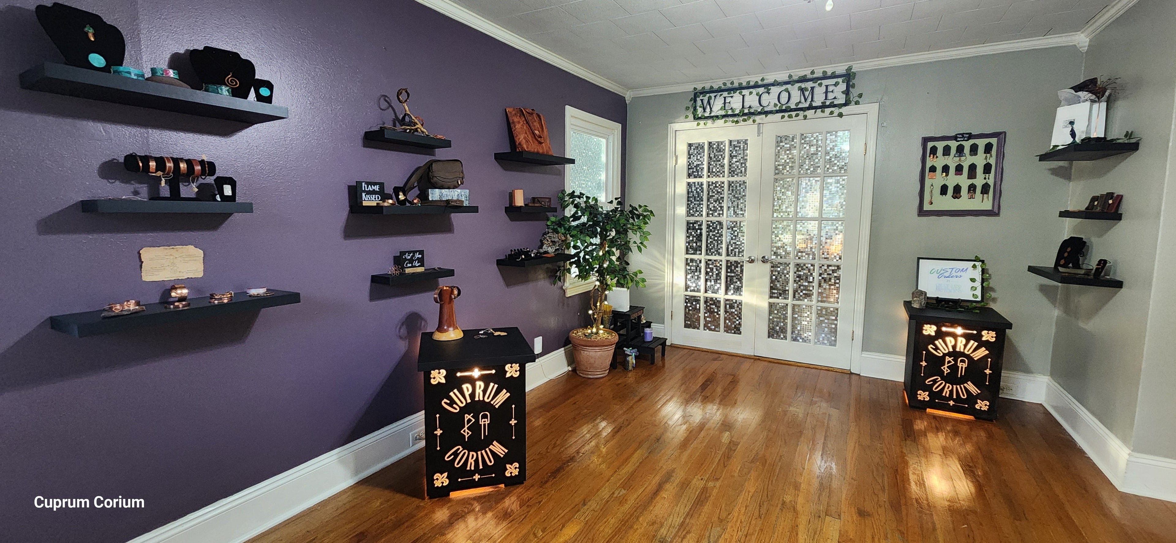Cuprum Corium Boutique: In-Person Shopping